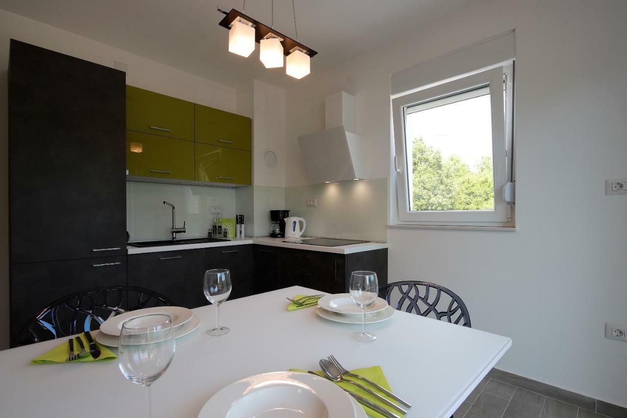 Apartmani Judita Pinezići 외부 사진