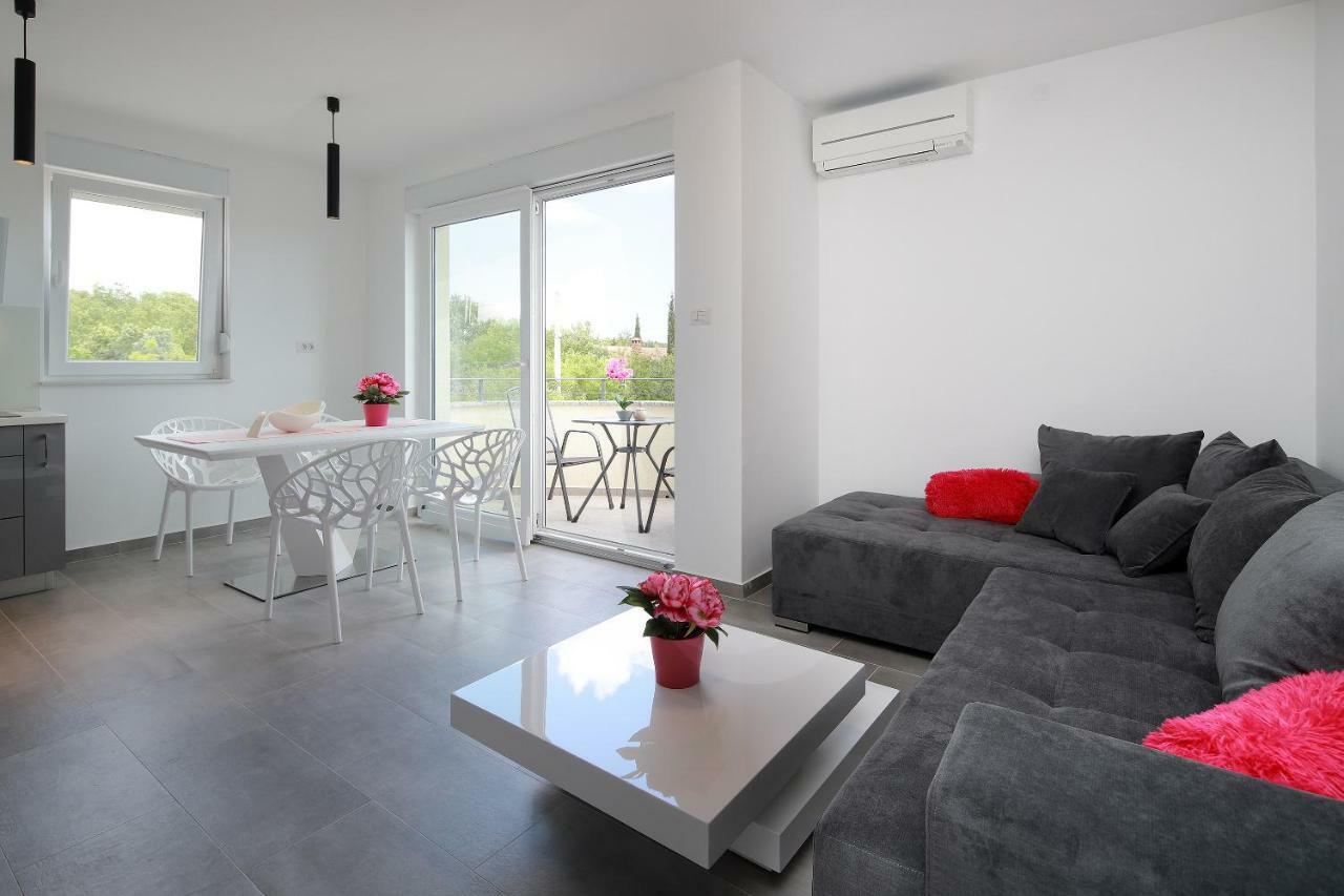 Apartmani Judita Pinezići 외부 사진
