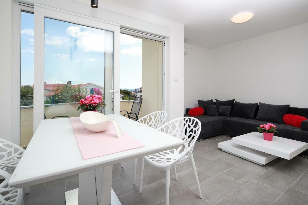 Apartmani Judita Pinezići 외부 사진